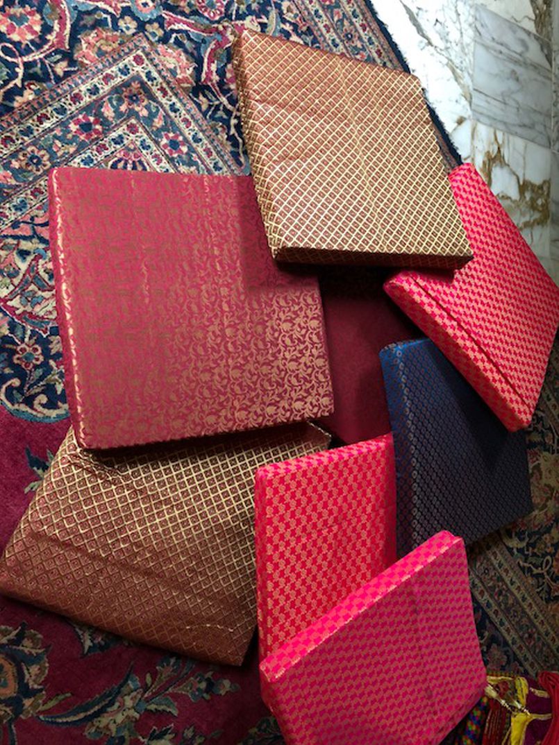 Gifts for the Guru Peedam