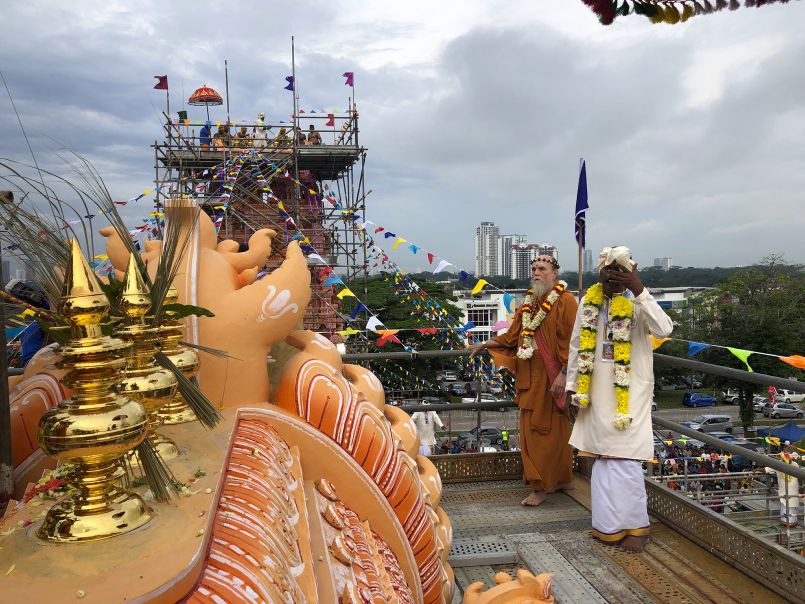 Satguru's Travels - Johor and London