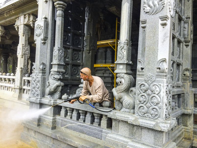 Temple Cleaning
