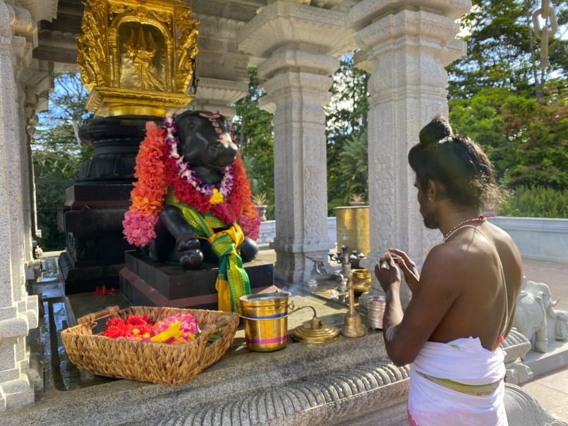 Pradosha Puja at Iraivan Temple
